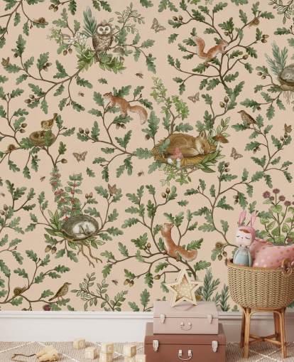 mural infantil personalizado em bege chamado Playful Woods - Beige de Kikki Belle para paredes de berçários e quartos infantis mural infantil personalizado em bege chamado Playful Woods - Beige de Kikki Belle para paredes de berçários e quartos infantis