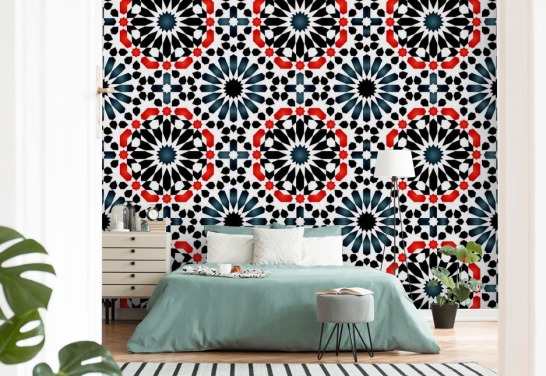 papel de parede de azulejos islâmicos vermelhos, azuis e pretos