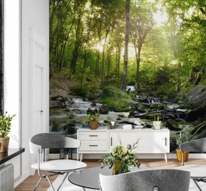 grön vattenfall tapet kallad Forest Waterfall på Wallsauce för sovrum, badrum och kontor