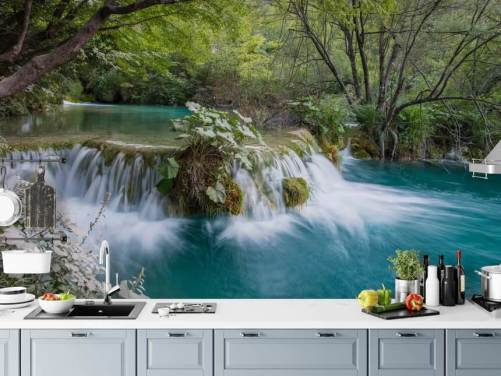 Cachoeira da Floresta e Parede de Água Clara Mural