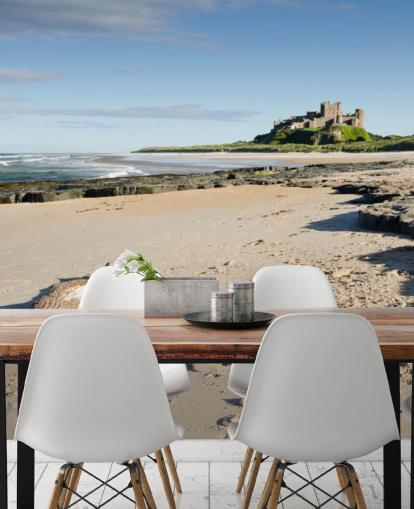 Strand mit Schloss in der Ferne Tapete Strand mit Schloss in der Ferne Tapete