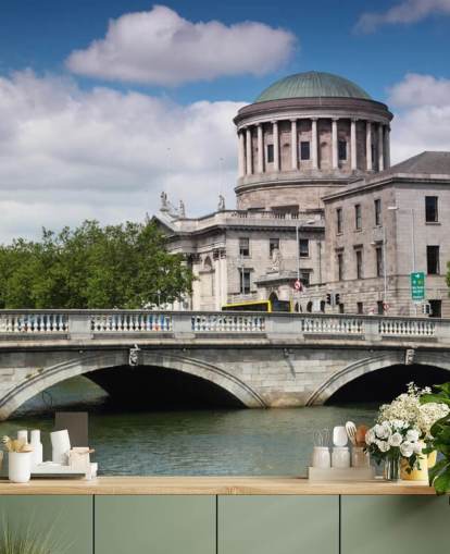 Hintergrundbild „Brücke in Dublin“ Hintergrundbild „Brücke in Dublin“