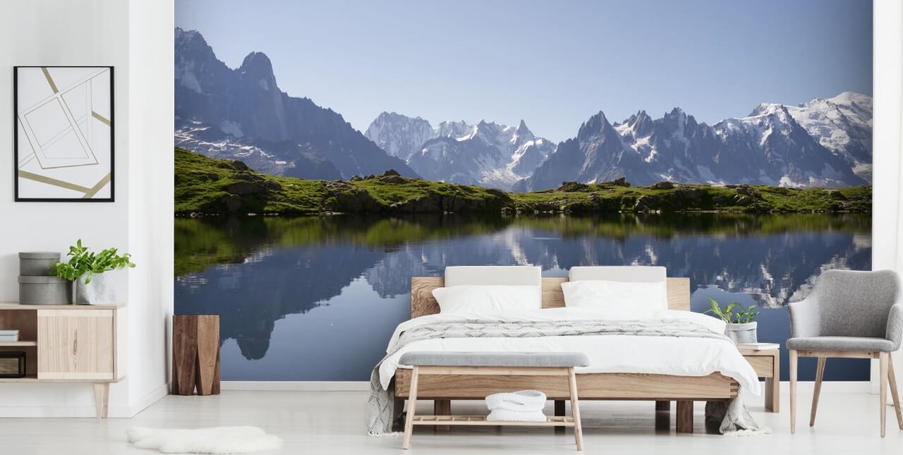 Muurschildering Snow Mountain Lake