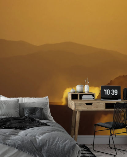 Bil på Dusty Mountain Road på Sunset Wallpaper Bil på Dusty Mountain Road på Sunset Wallpaper