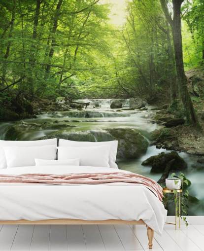 mural verde personalizable de papel pintado de bosque llamado Enchanting Forest Waterfall para hogares y oficinas. mural verde personalizable de papel pintado de bosque llamado Enchanting Forest Waterfall para hogares y oficinas.