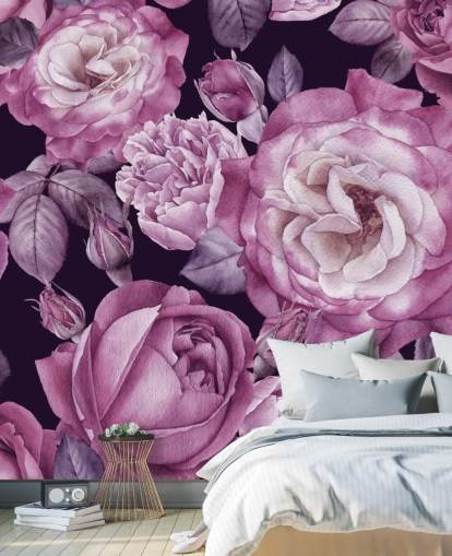 violett anpassningsbar blommig tapetväggmålning kallad Ultra Violet Roses Dark Floral för sovrum, vardagsrum och matsalar violett anpassningsbar blommig tapetväggmålning kallad Ultra Violet Roses Dark Floral för sovrum, vardagsrum och matsalar