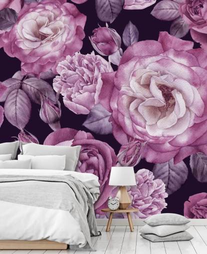 mural de papel pintado floral personalizable de color violeta llamado Ultra Violet Roses Dark Floral para dormitorios, salas de estar y comedores mural de papel pintado floral personalizable de color violeta llamado Ultra Violet Roses Dark Floral para dormitorios, salas de estar y comedores