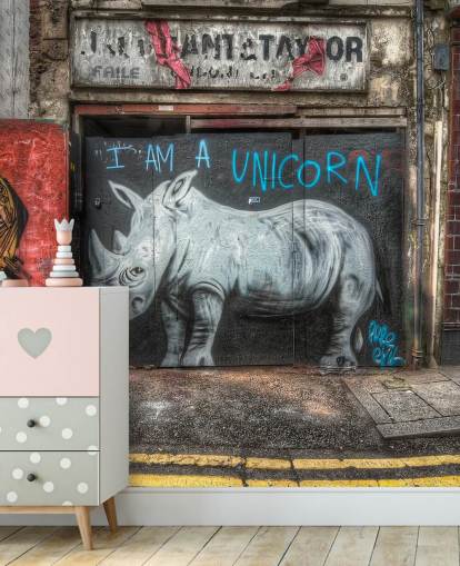 Spraybemaltes, personalisierbares Graffiti-Tapeten-Wandbild mit dem Titel Be What You Want to Be von Nick Jackson für Schlafzimmer oder Büro Spraybemaltes, personalisierbares Graffiti-Tapeten-Wandbild mit dem Titel Be What You Want to Be von Nick Jackson für Schlafzimmer oder Büro