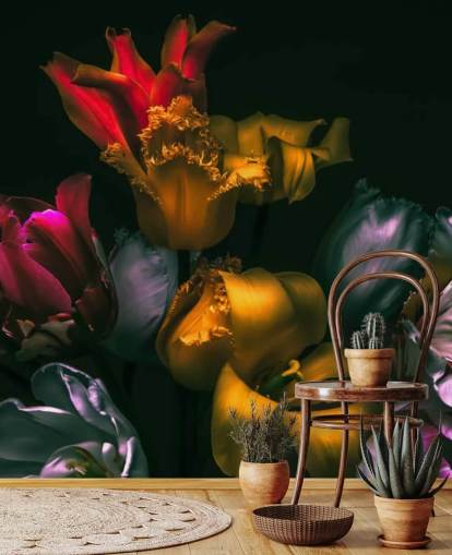 tumma kukka-taustakuvamaalaus nimeltä Exotic Blooms makuuhuoneisiin ja olohuoneisiin tumma kukka-taustakuvamaalaus nimeltä Exotic Blooms makuuhuoneisiin ja olohuoneisiin