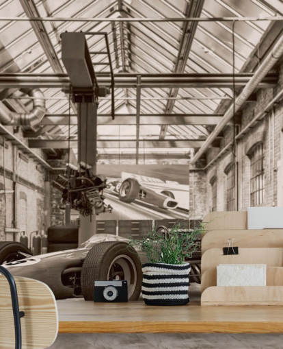 schwarz-weiße, individuell gestaltbare Vintage-Tapete mit dem Titel „Vintage-Rennwagen-Foto“ für Büros und Fitnessstudios schwarz-weiße, individuell gestaltbare Vintage-Tapete mit dem Titel „Vintage-Rennwagen-Foto“ für Büros und Fitnessstudios
