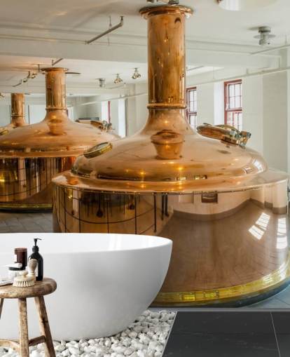 Kobber beholdere og Brewery Bakgrunn Kobber beholdere og Brewery Bakgrunn