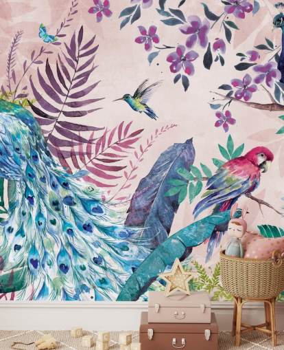 Di Brookesin violetti ja sininen trooppinen riikinkukko-taustakuvamaalaus nimeltä Tropical Peacock makuuhuoneisiin ja olohuoneisiin Di Brookesin violetti ja sininen trooppinen riikinkukko-taustakuvamaalaus nimeltä Tropical Peacock makuuhuoneisiin ja olohuoneisiin