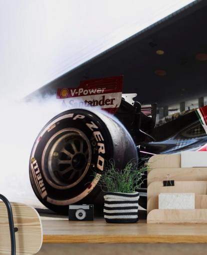 rødt tilpassbart formel 1 tapetmaleri kalt Ferrari F1 for soverom og hjemmekontorer rødt tilpassbart formel 1 tapetmaleri kalt Ferrari F1 for soverom og hjemmekontorer