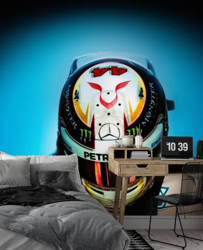 Närbild av Lewis Hamilton med hjälm Bakgrund Närbild av Lewis Hamilton med hjälm Bakgrund
