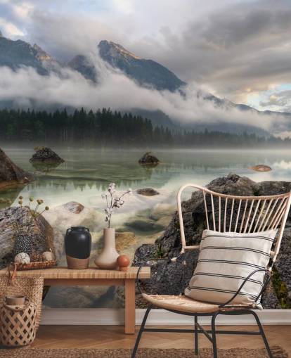 Rocky Misty Lake behang Rocky Misty Lake behang