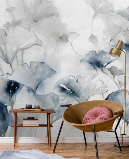 mural de papel de parede floral personalizável branco e azul chamado Glorious Ginko de Carol Robinson para banheiros e quartos mural de papel de parede floral personalizável branco e azul chamado Glorious Ginko de Carol Robinson para banheiros e quartos