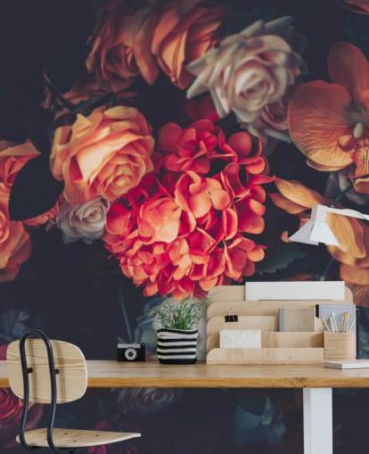 Fleurs vintage sur fond sombre papier peint Fleurs vintage sur fond sombre papier peint