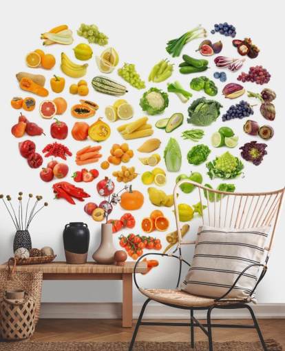 Decorazione murale con cuore arcobaleno di frutta e verdura Decorazione murale con cuore arcobaleno di frutta e verdura