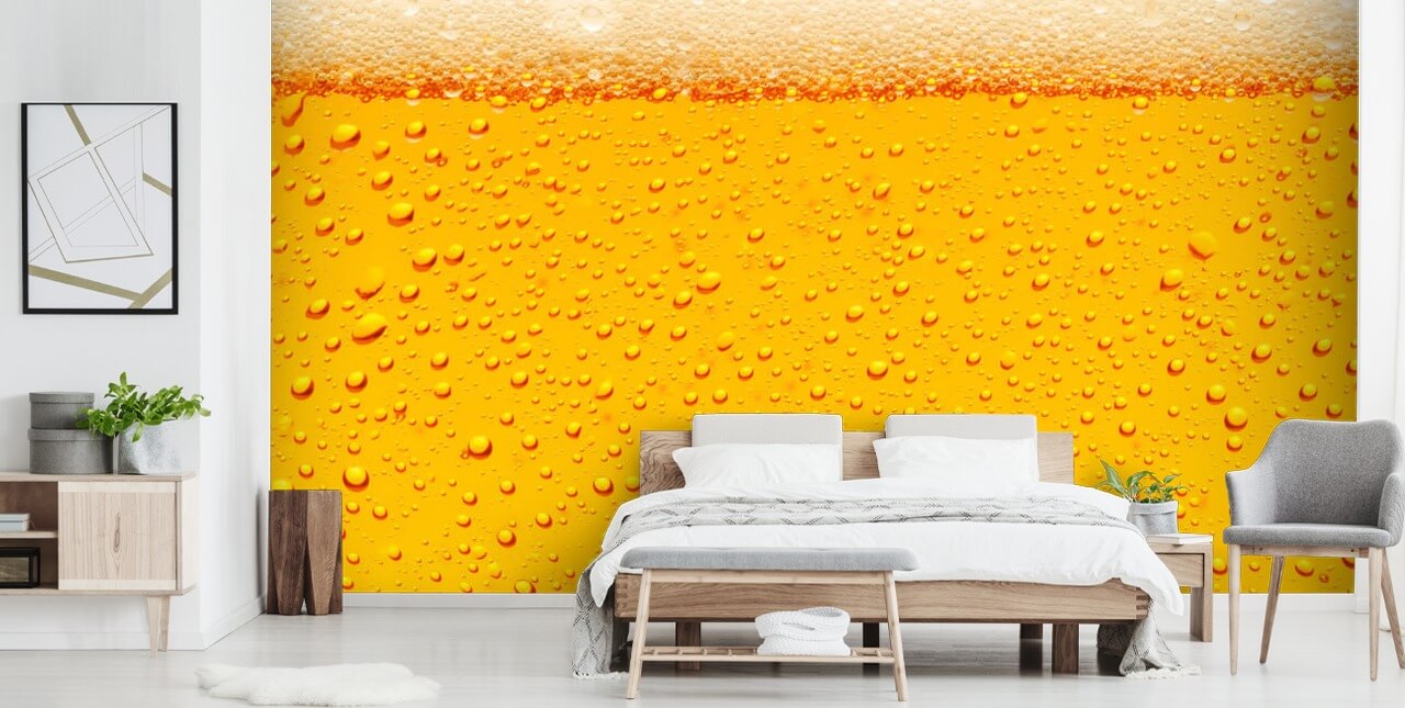 Mural de pared Vaso de cerveza cerca de espuma y burbujas Mural de pared Vaso de cerveza cerca de espuma y burbujas