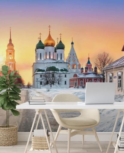 Russisk Golden Overbygget kirke i Snowy Town på Sunset Bakgrunn Russisk Golden Overbygget kirke i Snowy Town på Sunset Bakgrunn