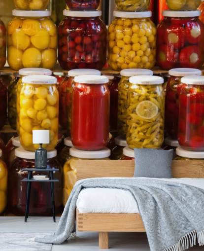 Färgglada burkar av pickles Bakgrund Färgglada burkar av pickles Bakgrund