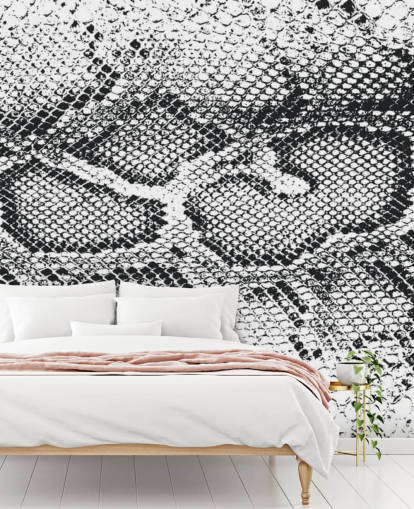 Black and White Snake Print Black and White Snake Print