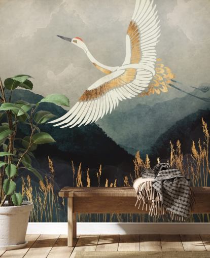 Personalisierbare orientalische Tapete in Gold und Marineblau namens Elegant Flight von SpaceFrog Designs für Wohn- oder Schlafzimmer Personalisierbare orientalische Tapete in Gold und Marineblau namens Elegant Flight von SpaceFrog Designs für Wohn- oder Schlafzimmer