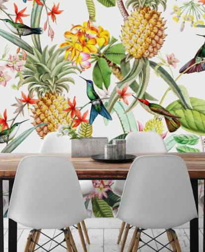 Abacaxi, beija-flor e flores no papel de parede de fundo branco Abacaxi, beija-flor e flores no papel de parede de fundo branco