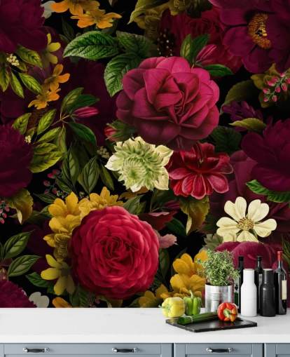 lilla, lyserød og grøn blomstertapet vægmaleri kaldet Pink Rose Jungle af Uta Naumann til soveværelser og stuer lilla, lyserød og grøn blomstertapet vægmaleri kaldet Pink Rose Jungle af Uta Naumann til soveværelser og stuer