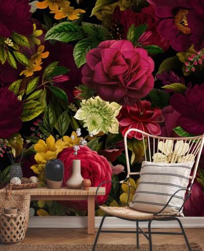 lila, rosa und grüne Blumentapete namens Pink Rose Jungle von Uta Naumann für Schlafzimmer und Wohnzimmer lila, rosa und grüne Blumentapete namens Pink Rose Jungle von Uta Naumann für Schlafzimmer und Wohnzimmer