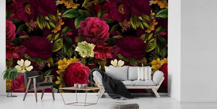 lilla, rosa og grønt blomstertapet veggmaleri kalt Pink Rose Jungle av Uta Naumann for soverom og stuer