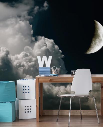 Carta da parati con cielo nuvoloso e luna crescente Carta da parati con cielo nuvoloso e luna crescente