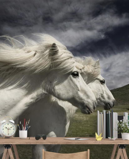 Decorazione murale con coppia di cavalli bianchi nel campo Decorazione murale con coppia di cavalli bianchi nel campo