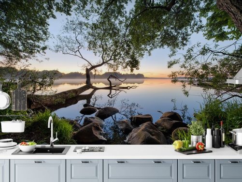 fredelig innsjø tapetmaleri kalt Lake View by 1x for hjemmekontorer og bedrifter