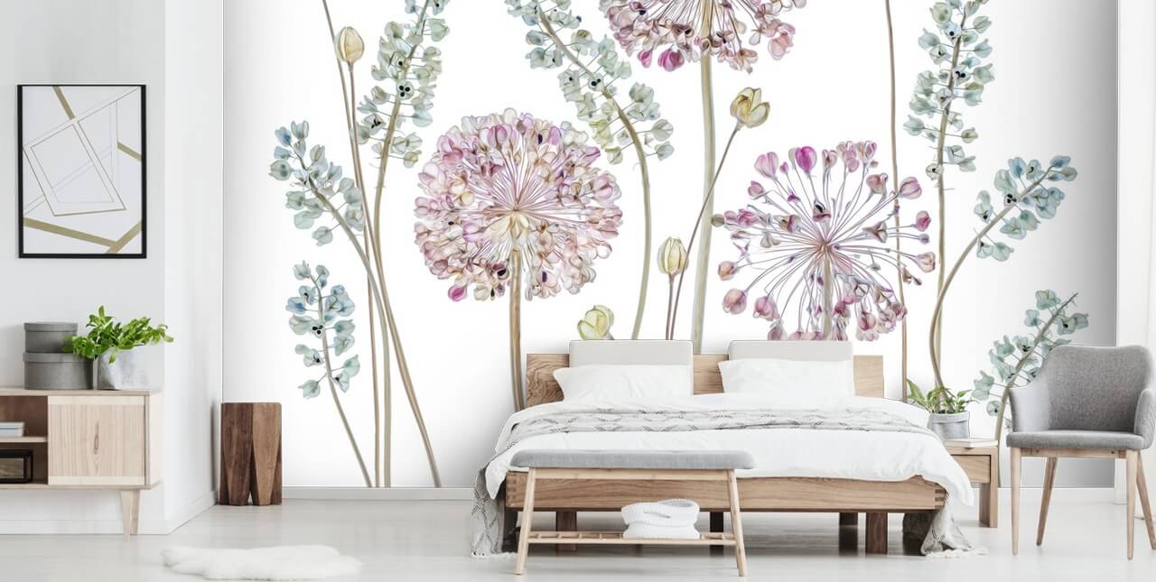 lila en blauw schaduwrijk bloemenbehang