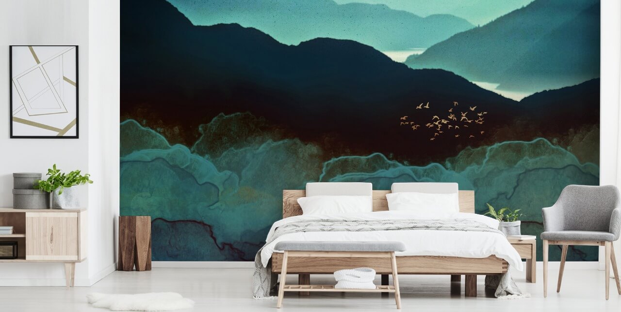indigo en blauwe op maat gemaakte behangmuurschildering genaamd Indigo Mountains van SpaceFrog Designs voor woonkamers