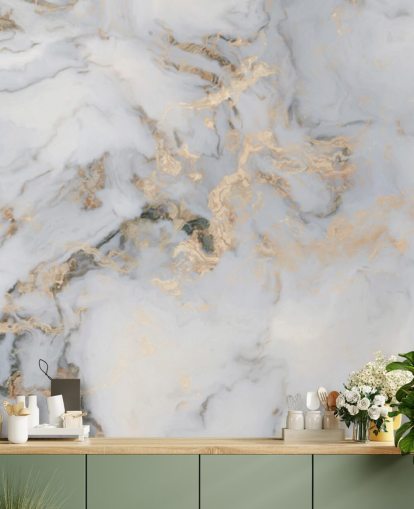 off-white og gullfarget tilpassbart marmortapet veggmaleri kalt Decadent Marble for kjøkken, bad eller soverom off-white og gullfarget tilpassbart marmortapet veggmaleri kalt Decadent Marble for kjøkken, bad eller soverom