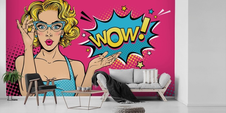 Pop-Art-Tapete mit Aufschrift „Lady Saying Wow“ in Rosa, Blau und Gelb