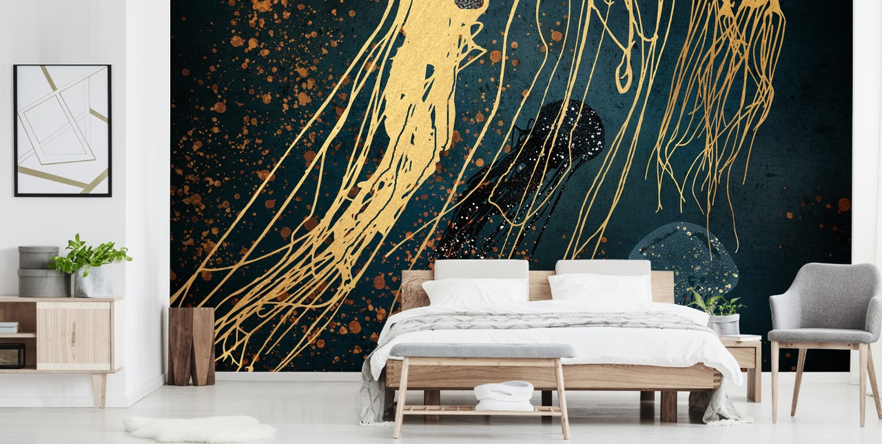 mural de papel de parede de medusa personalizável em ouro e azul da SpaceFrog Designs para salas de estar mural de papel de parede de medusa personalizável em ouro e azul da SpaceFrog Designs para salas de estar