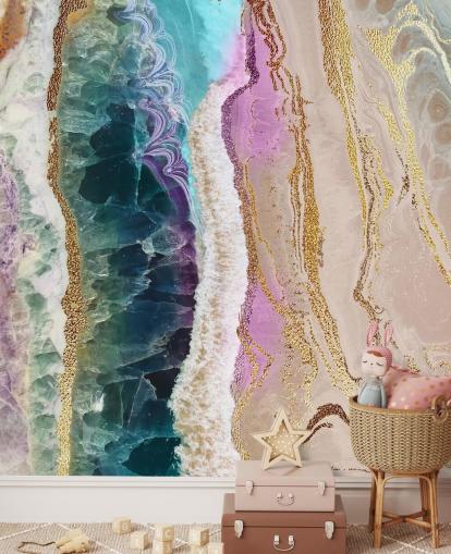 carta da parati murale con geode personalizzabile viola, rosa e oro chiamata Rock Pool Beach di Lara Skinner per salotti carta da parati murale con geode personalizzabile viola, rosa e oro chiamata Rock Pool Beach di Lara Skinner per salotti