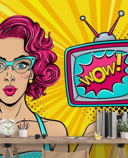 pink hår retro kvinde iført briller med tv siger wow på skærmen vægmaleri pink hår retro kvinde iført briller med tv siger wow på skærmen vægmaleri