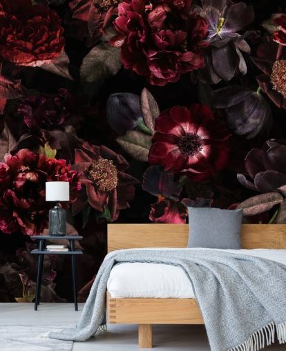 rosafarbenes und lila dunkles Blumentapetenwandbild namens Dark Bouquet von Uta Naumann für Schlafzimmer und Wohnzimmer rosafarbenes und lila dunkles Blumentapetenwandbild namens Dark Bouquet von Uta Naumann für Schlafzimmer und Wohnzimmer