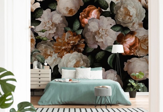 papel pintado flores blanquecino y rosa latón