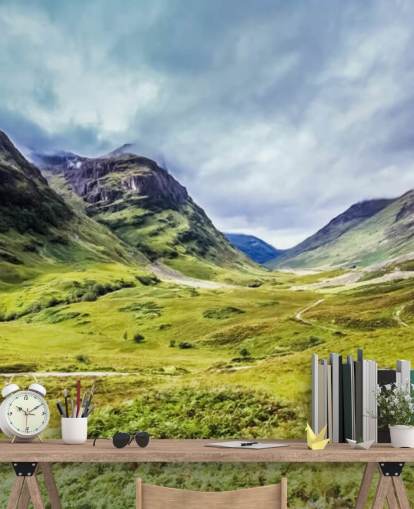 papier peint mural de campagne personnalisable vert et blanc appelé Glencoe pour les chambres et les salons papier peint mural de campagne personnalisable vert et blanc appelé Glencoe pour les chambres et les salons