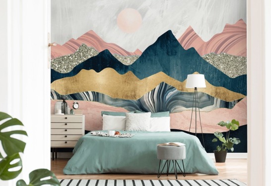 montañas efecto mármol rosa y azul con toques de papel pintado dorado