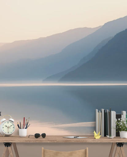 Fondo de pantalla de misty still lake and mountains Fondo de pantalla de misty still lake and mountains