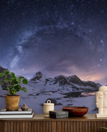 montanhas nevadas com papel de parede céu estrelado montanhas nevadas com papel de parede céu estrelado