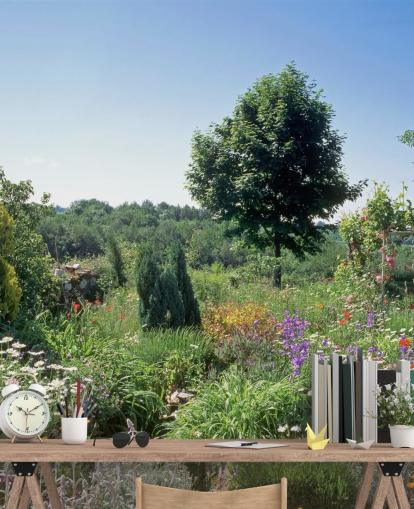 Sjarmerende engelsk hage i sommerveggmaleri Sjarmerende engelsk hage i sommerveggmaleri