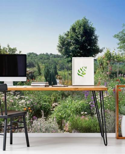 Viehättävä englantilainen puutarha kesäseinämaalauksessa Viehättävä englantilainen puutarha kesäseinämaalauksessa