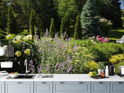 Charmante Britse tuin in zomermuurschildering 
